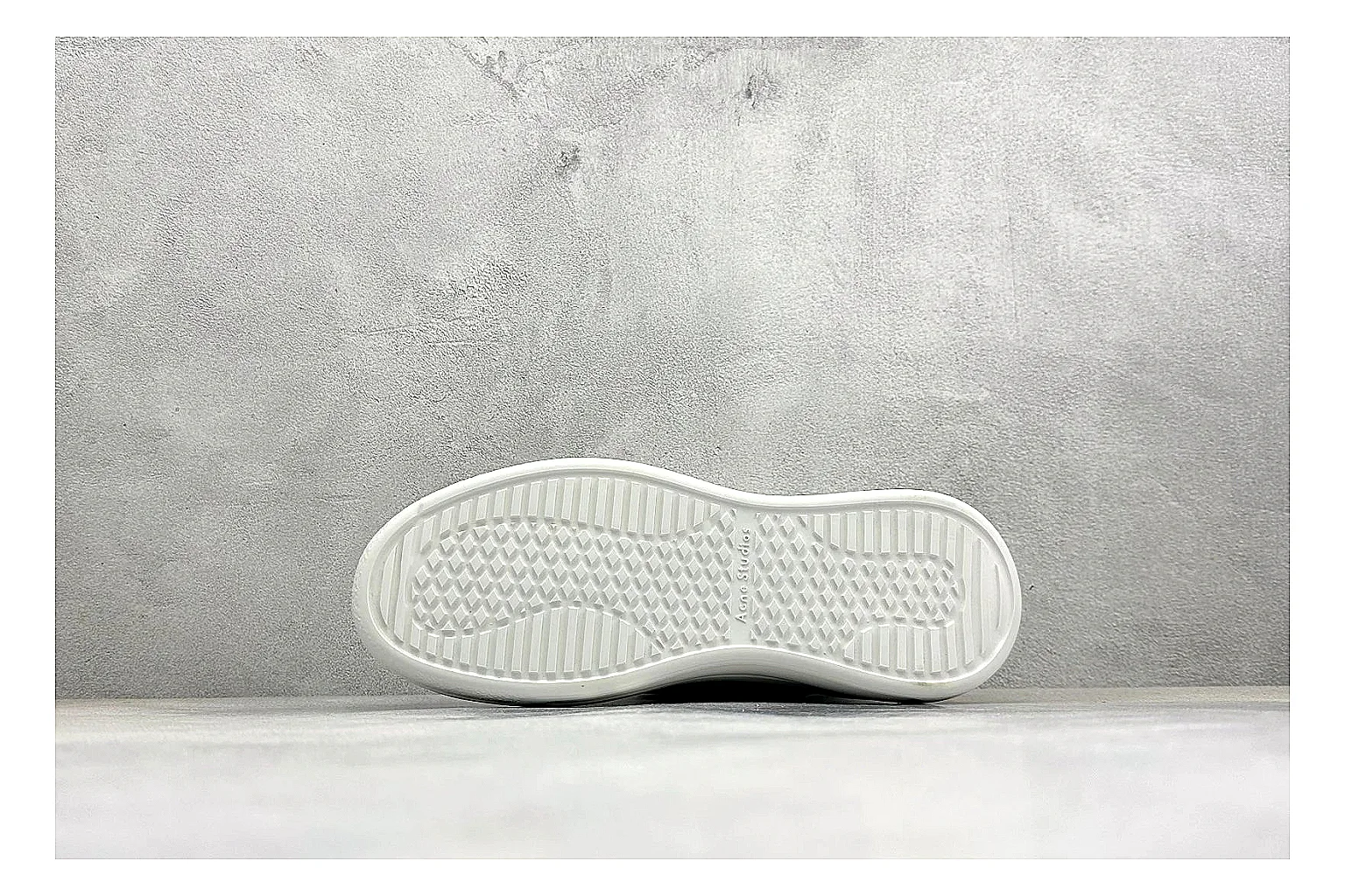 Acne Studios Velcro White Mid-Top spreadsheet record image showing white leather panels, broad hook-and-loop straps, padded mid-top collar, and a clean rubber sole