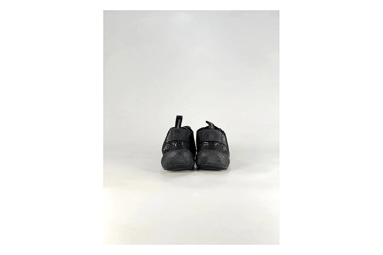 Adidas Originals Daroga Black White Sneakers spreadsheet record image with black white low-top sneakers with mesh texture, side-profile shape, upper panel lines, and outsole detail thumbnail 3