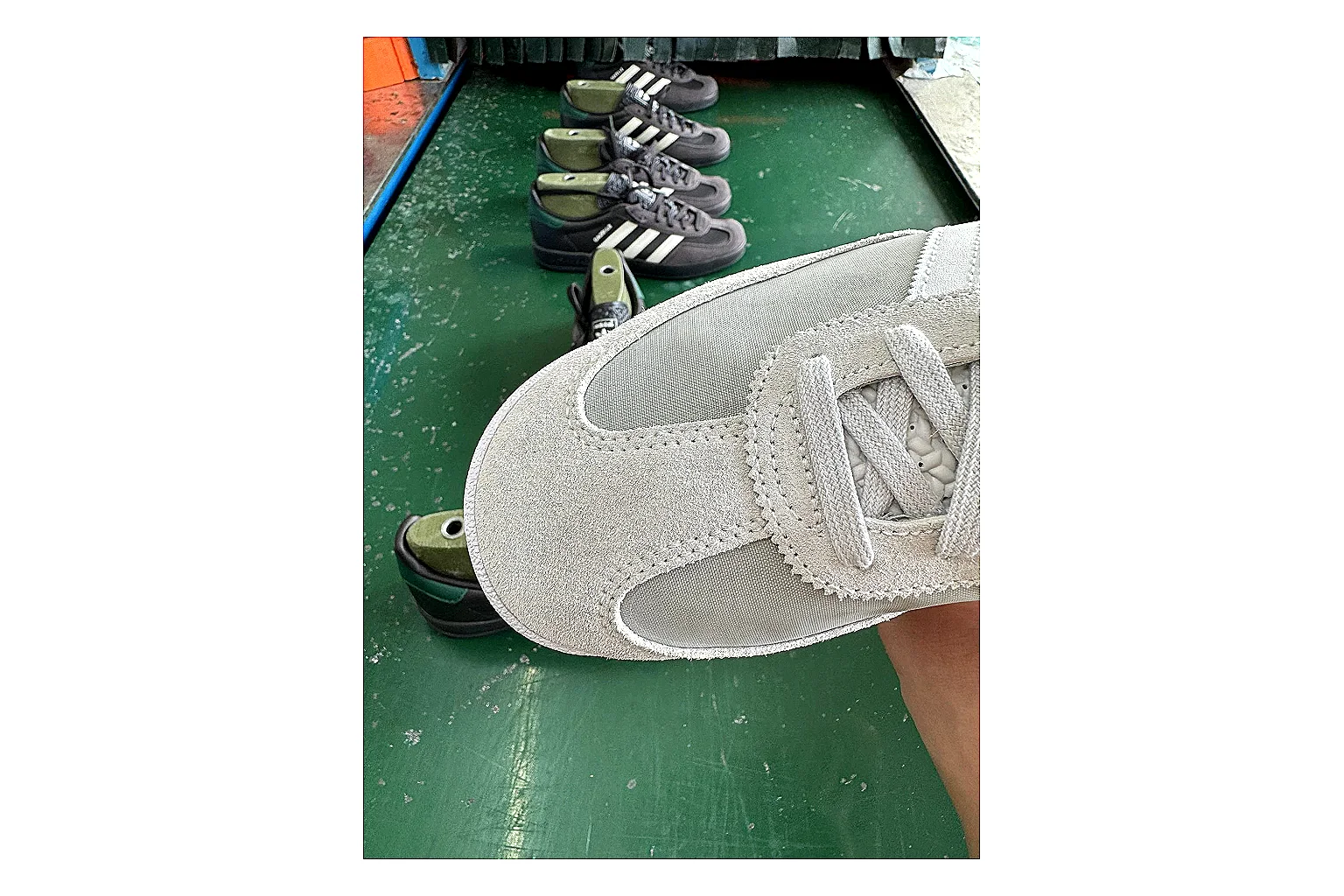 Adidas SL 72 RS White Grey Sheetbase record image with white grey sl 72 rs retro runner with mixed upper and runner shape thumbnail 3