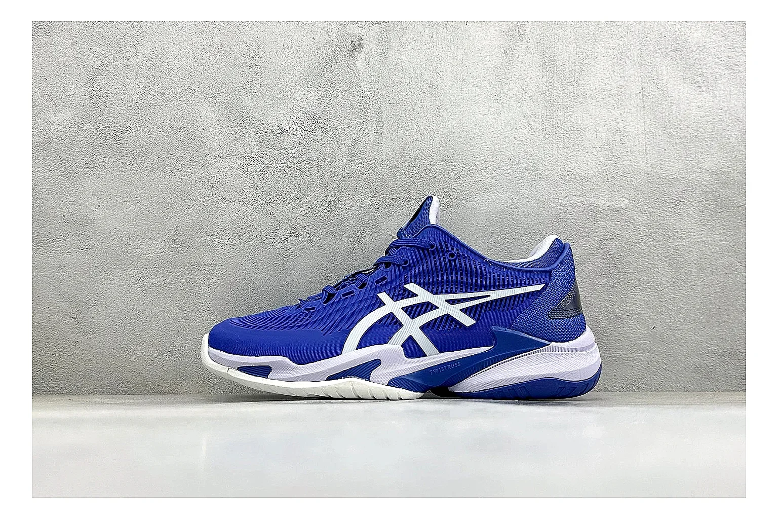 Asics Court FF Royal Blue spreadsheet record photo showing royal blue court upper, Asics side stripes, supportive sole wall, and stable tennis profile