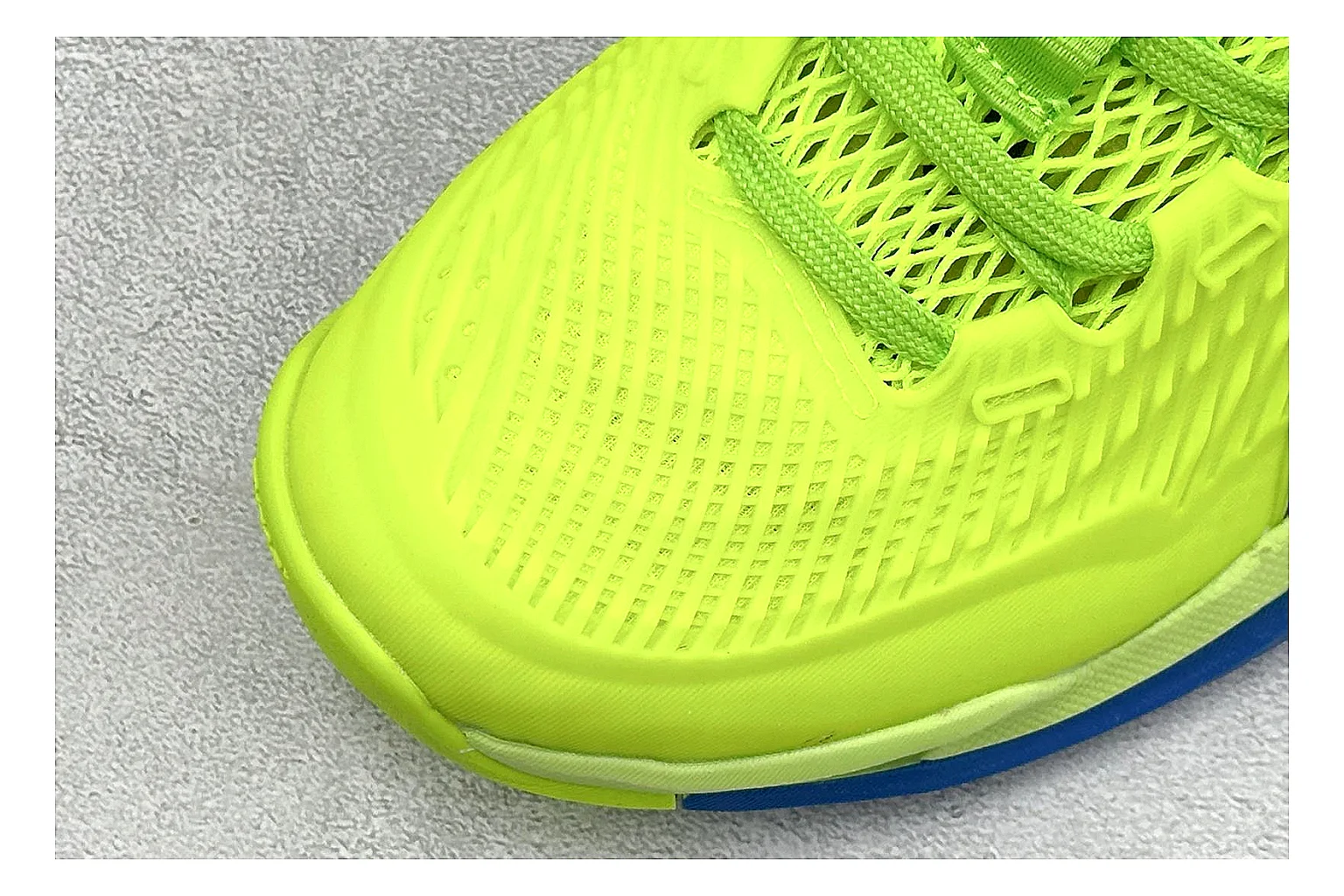 Asics Court FF Volt Blue spreadsheet record photo showing bright volt and blue court upper, supportive sole wall, Asics side lines, and stable tennis profile thumbnail 5
