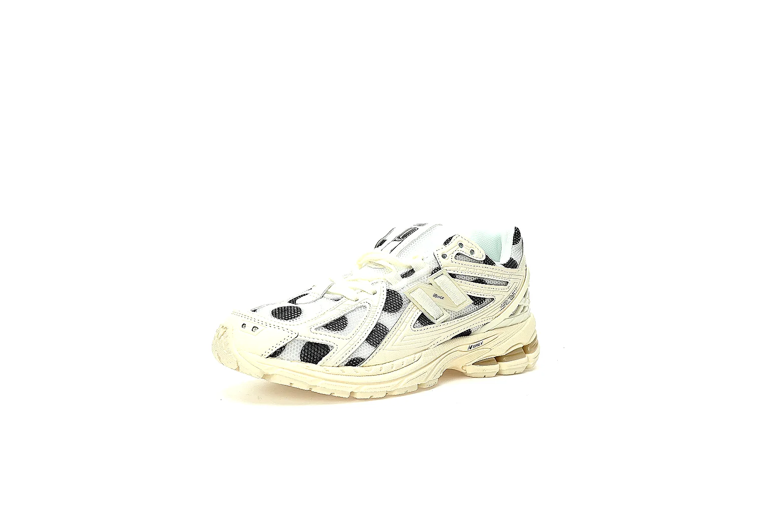 Kako Sheetbase record image for Asics Cream Black Gel Runner Sneaker thumbnail 6