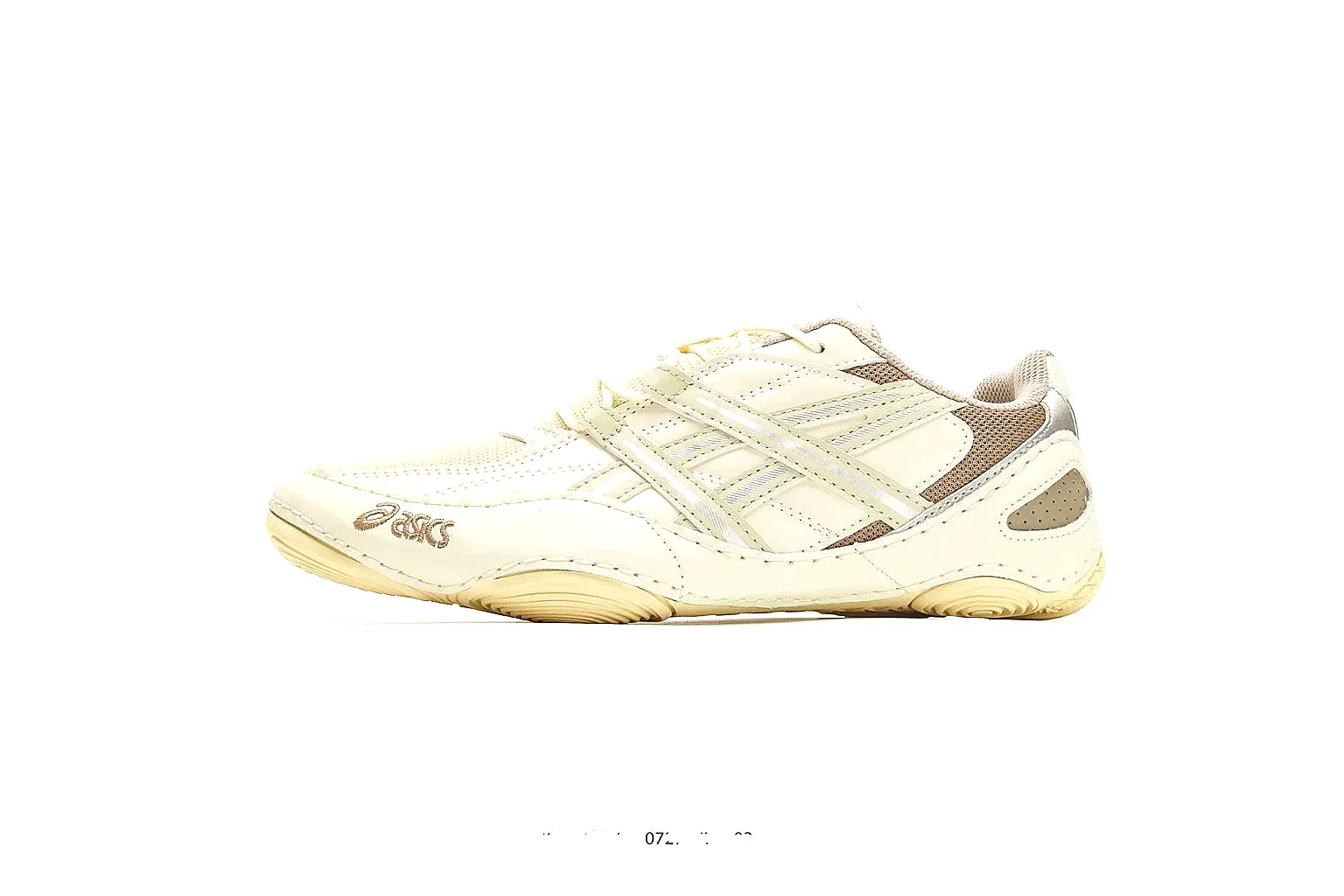 Asics Gel Runner Cream Brown spreadsheet record photo showing cream brown mesh-leather upper, Asics side panels, retro runner shape, and cushioned sole