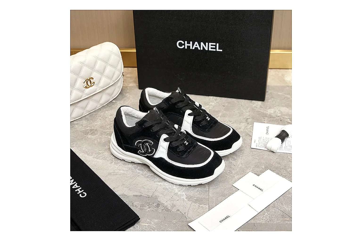 kakosheetbase.com Chanel Black White CC Runner 2802 Black White runner product image thumbnail 2