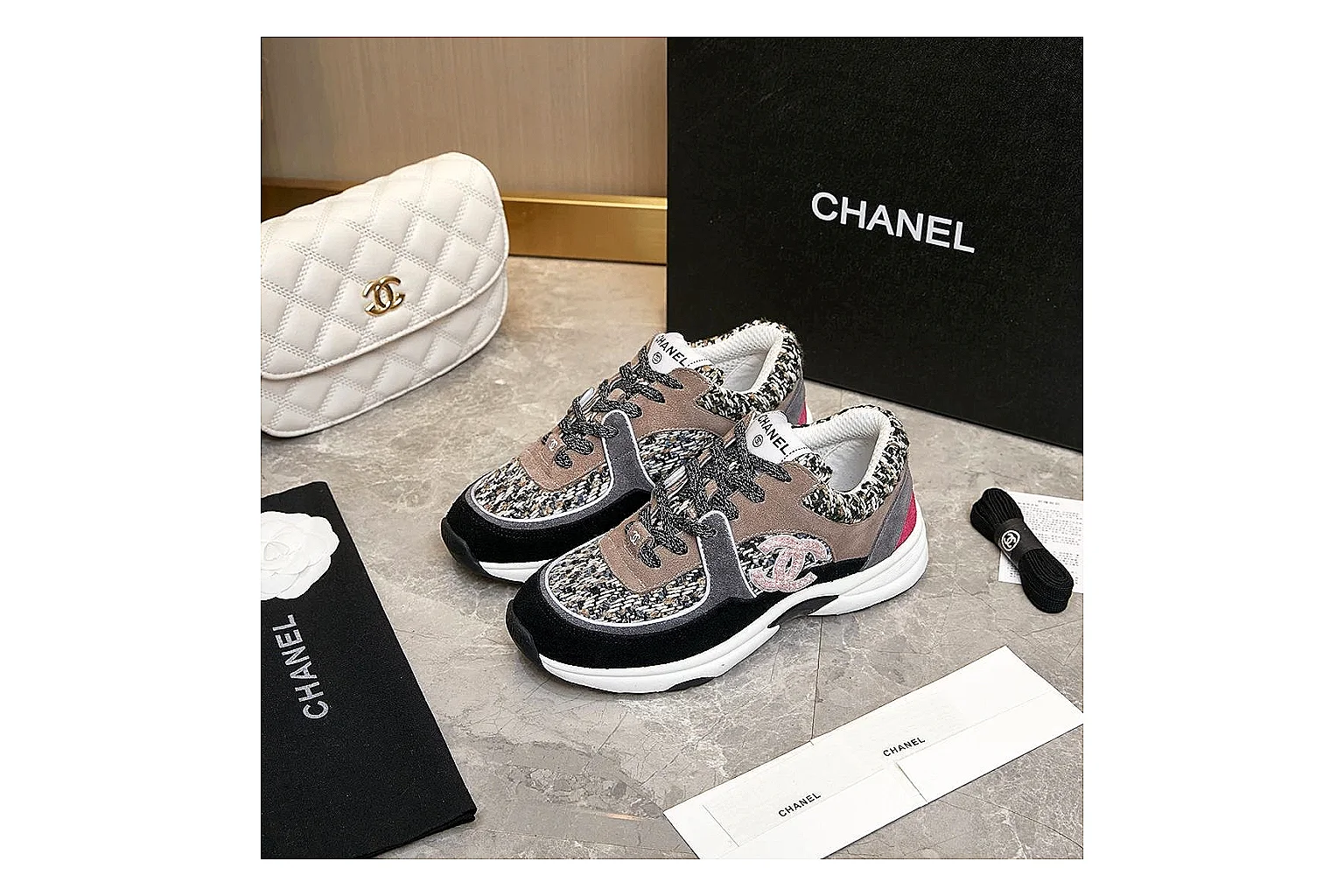kakosheetbase.com Chanel Grey Pink CC Runner 2853 Grey Pink runner product image thumbnail 2