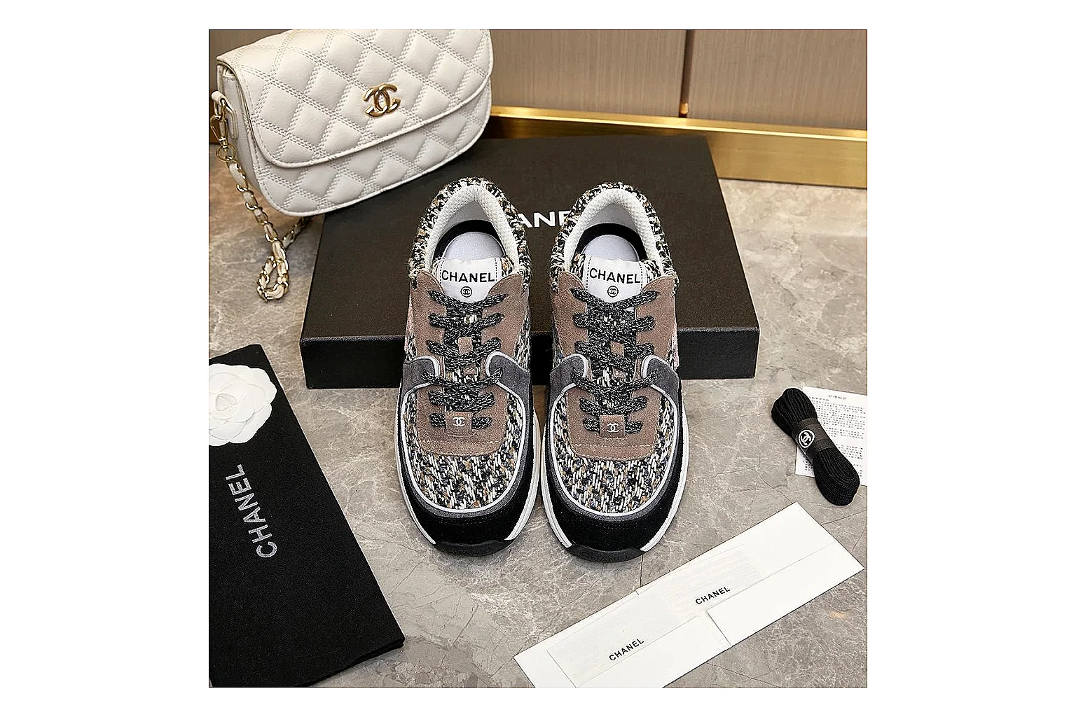 kakosheetbase.com Chanel Grey Pink CC Runner 2853 Grey Pink runner product image thumbnail 3