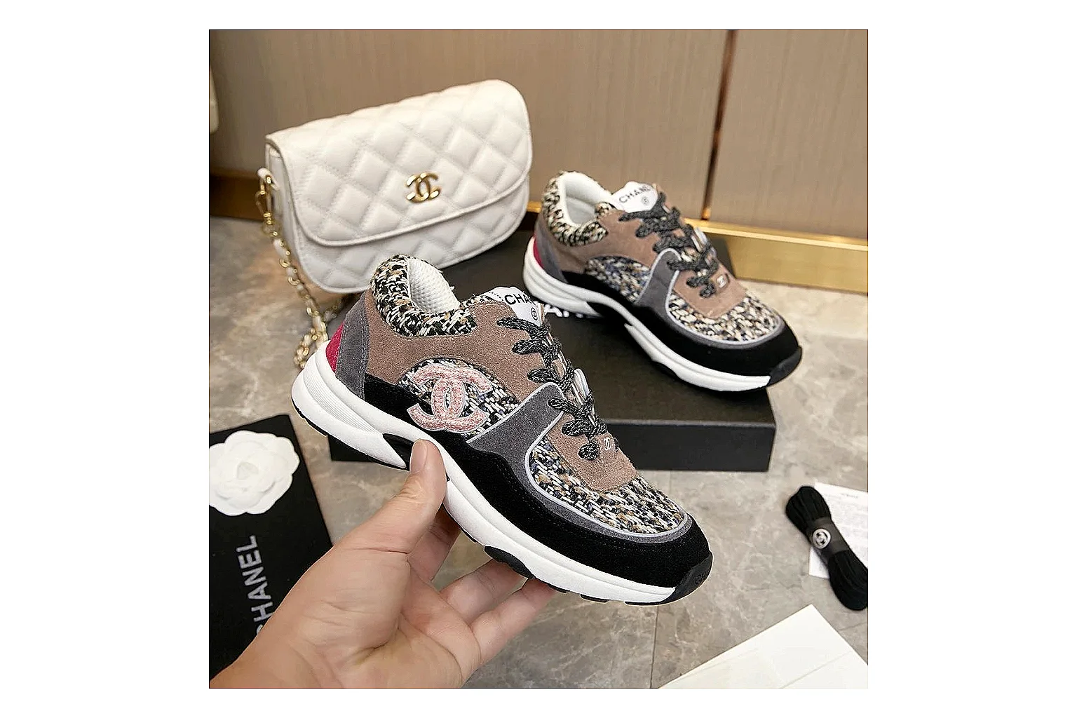 kakosheetbase.com Chanel Grey Pink CC Runner 2853 Grey Pink runner product image thumbnail 4