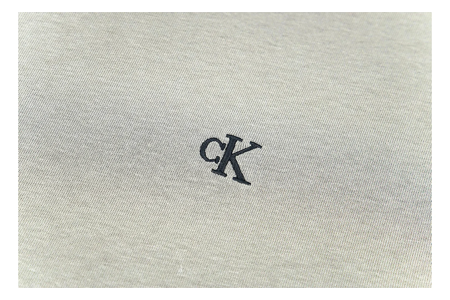 kakosheetbase.com Calvin Klein Grey Small Logo Logo Tee 0554 Grey Small Logo short-sleeve-tee product image thumbnail 3