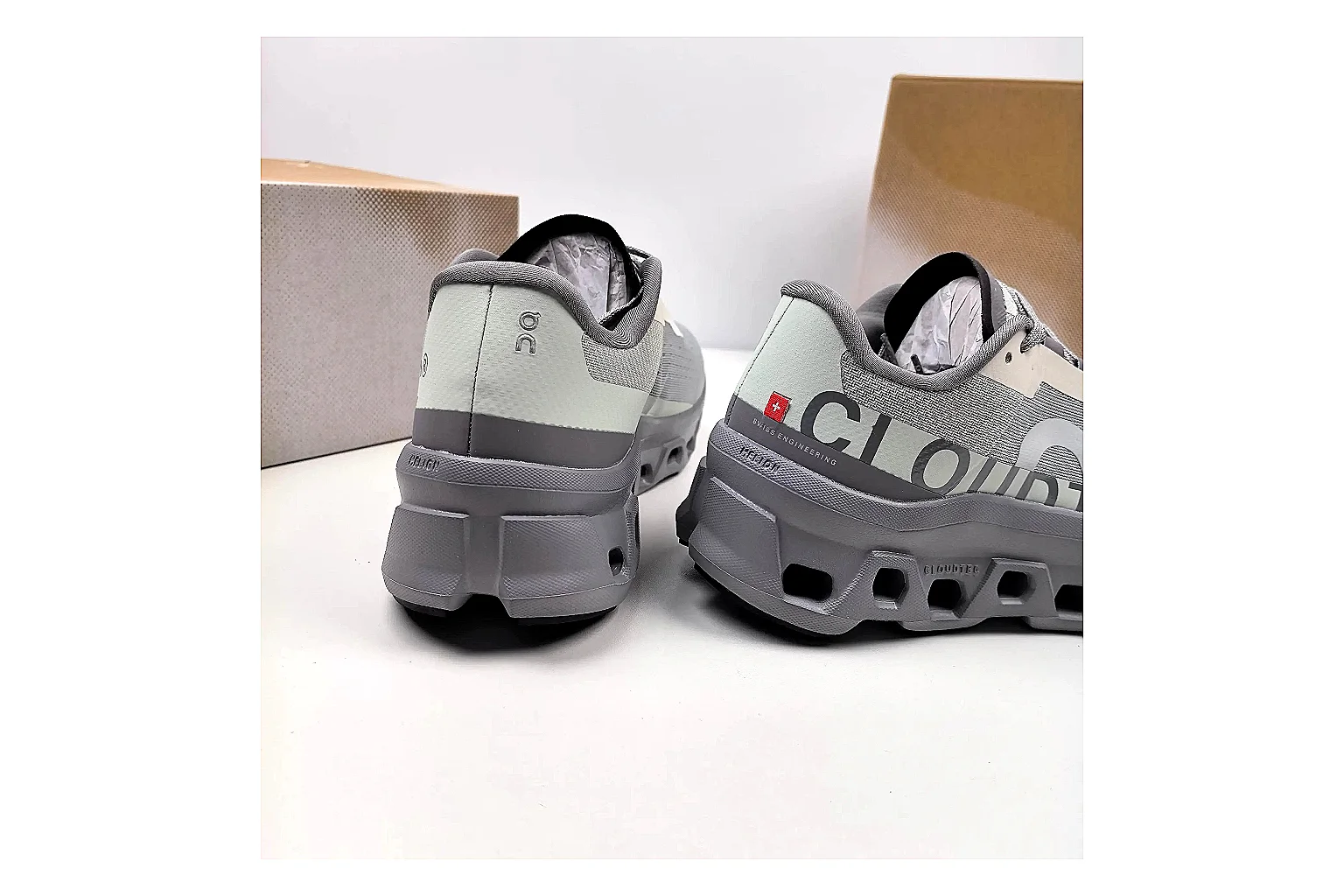 kakosheetbase.com Gray Clog Sneaker Clog spreadsheet record six-photo gallery thumbnail 5