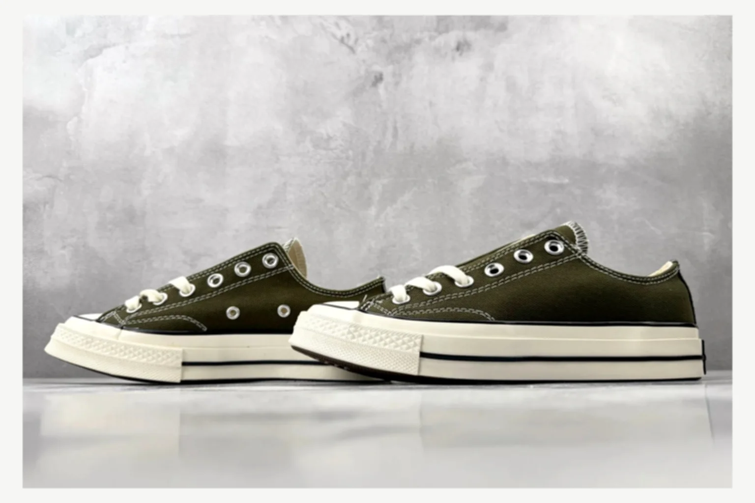 Converse Chuck 70 Olive Low Top spreadsheet record image SKU 1182167372 thumbnail 4