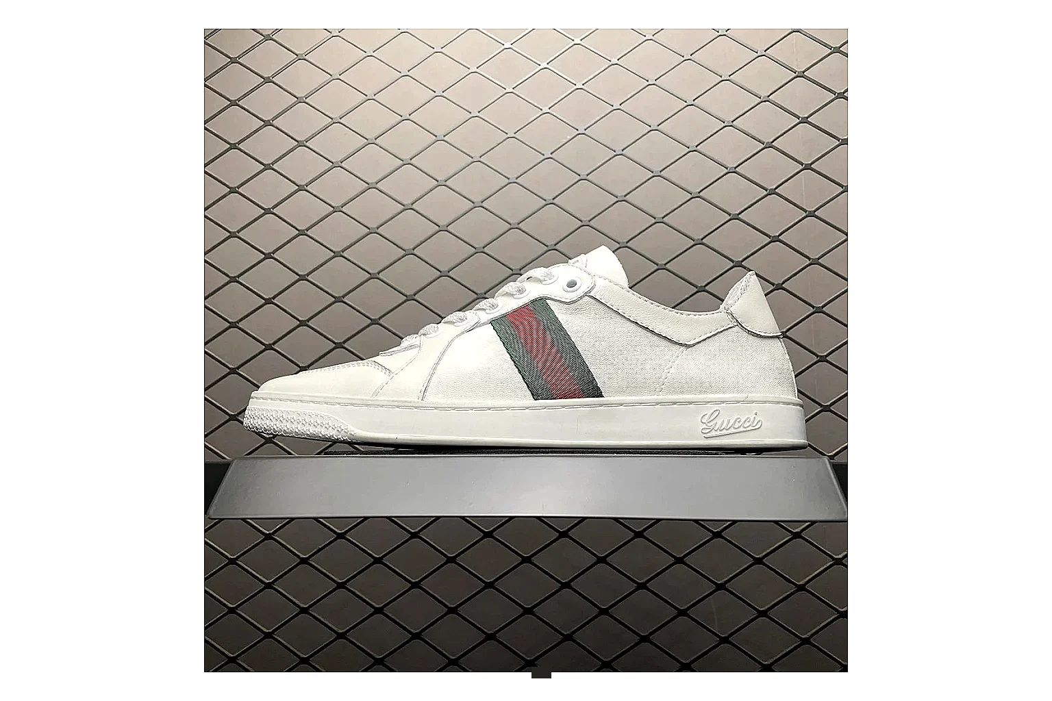 Gucci Ace White Web Stripe Sneaker Sheetbase record image with white red gold ace web-stripe low-top with leather upper and low top shape