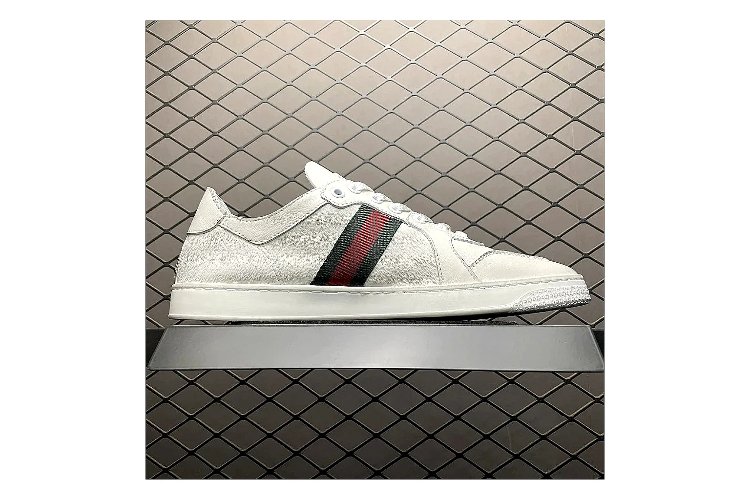 Gucci Ace White Web Stripe Sneaker Sheetbase record image with white red gold ace web-stripe low-top with leather upper and low top shape thumbnail 6