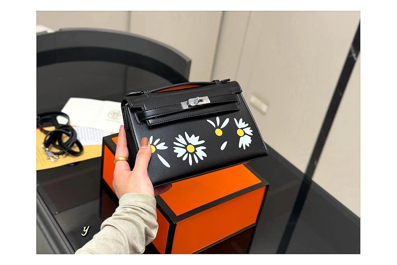 Hermes Daisy Kelly Black Bag spreadsheet record image SKU 1194080802 thumbnail 5