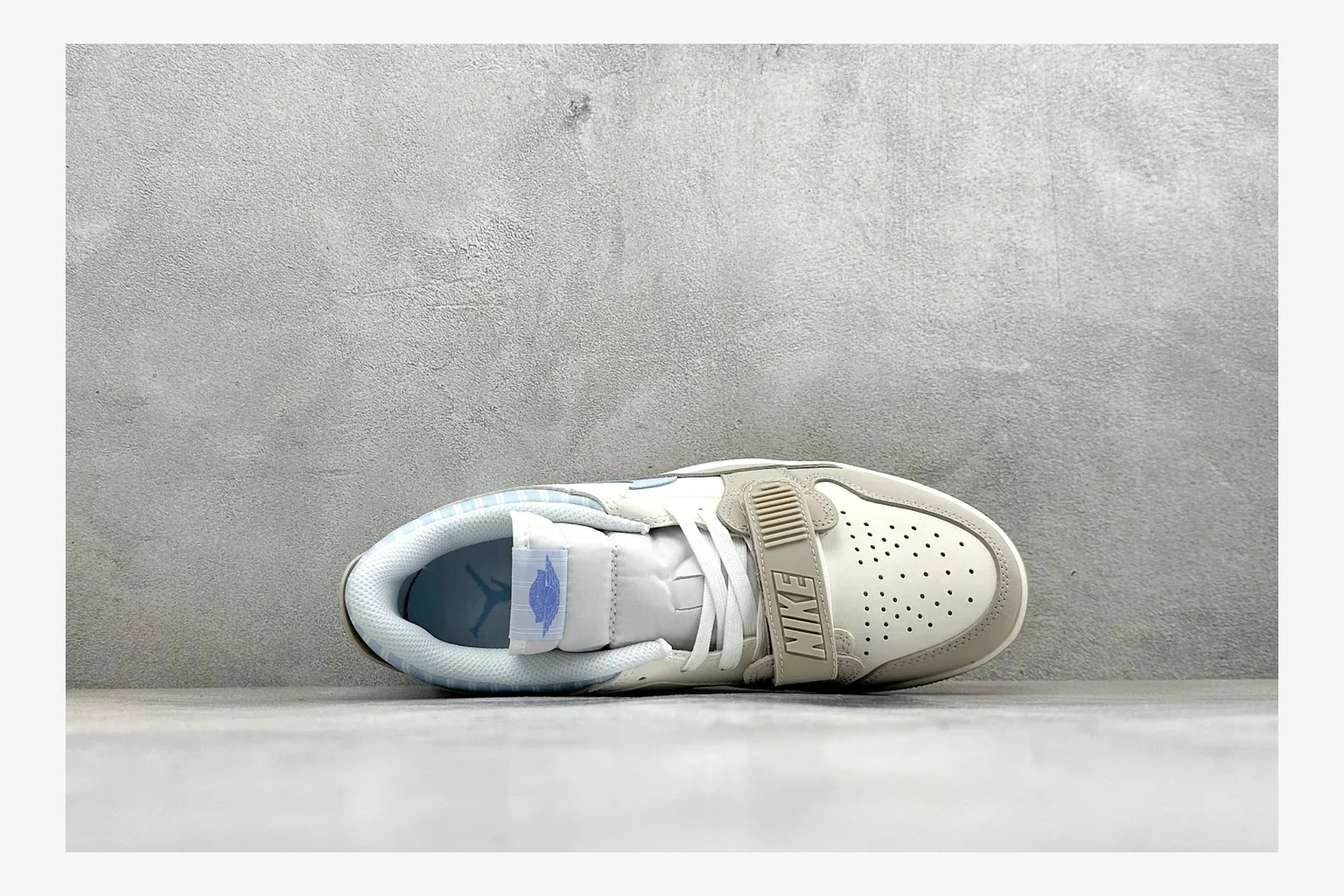 Jordan Air Jordan 4 Blue Sneaker Sheetbase record image with white blue air jordan 4 retro with mixed-material upper and low-profile shape thumbnail 2