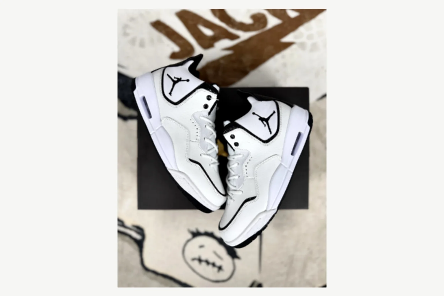 Jordan Courtside 23 Purple White Mid Top spreadsheet record image SKU 1194924481 thumbnail 5