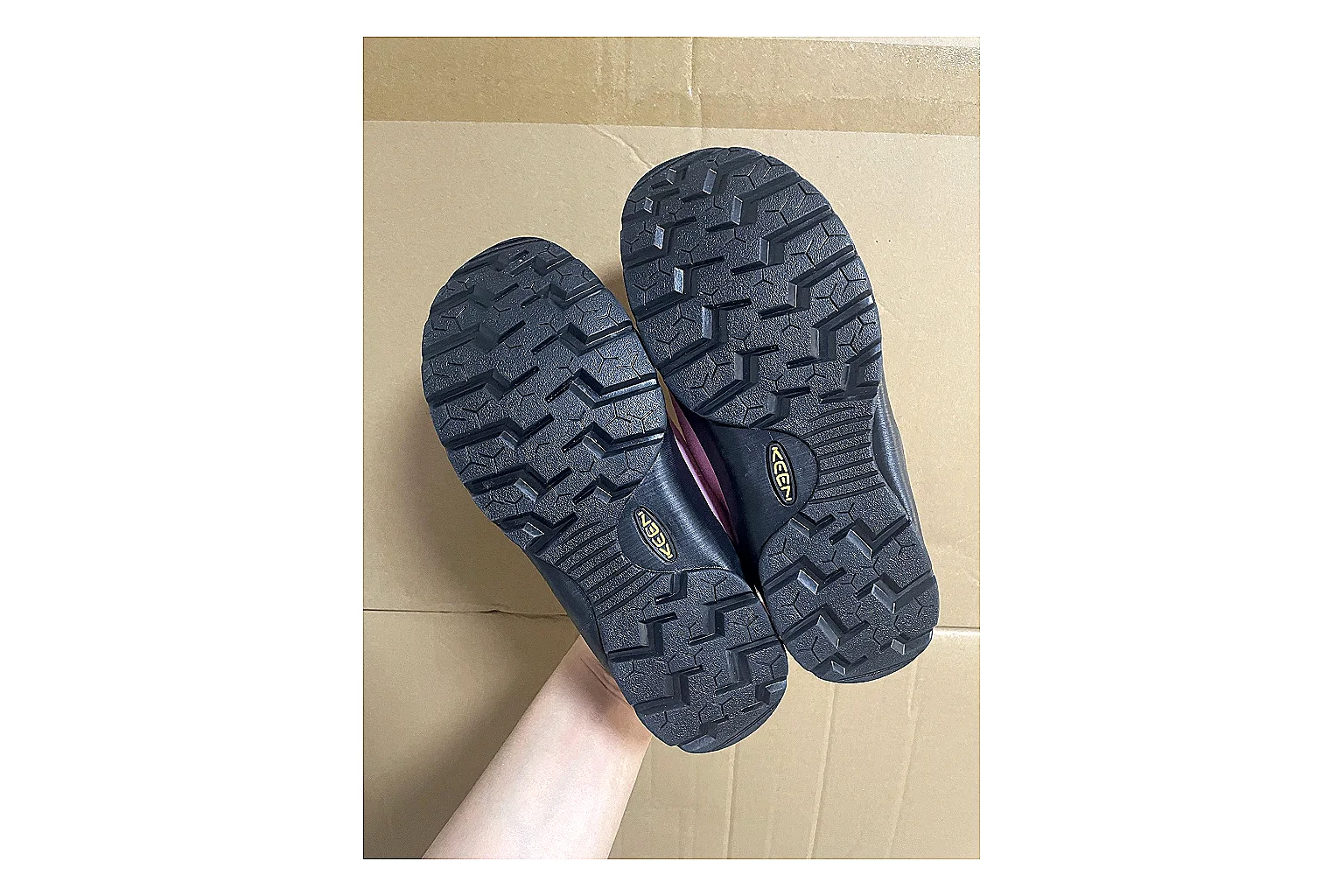 KEEN Jasper Runner Pink Navy spreadsheet record photo showing pink navy mesh-suede upper, outdoor runner shape, protective front profile, and trail-casual sole thumbnail 5