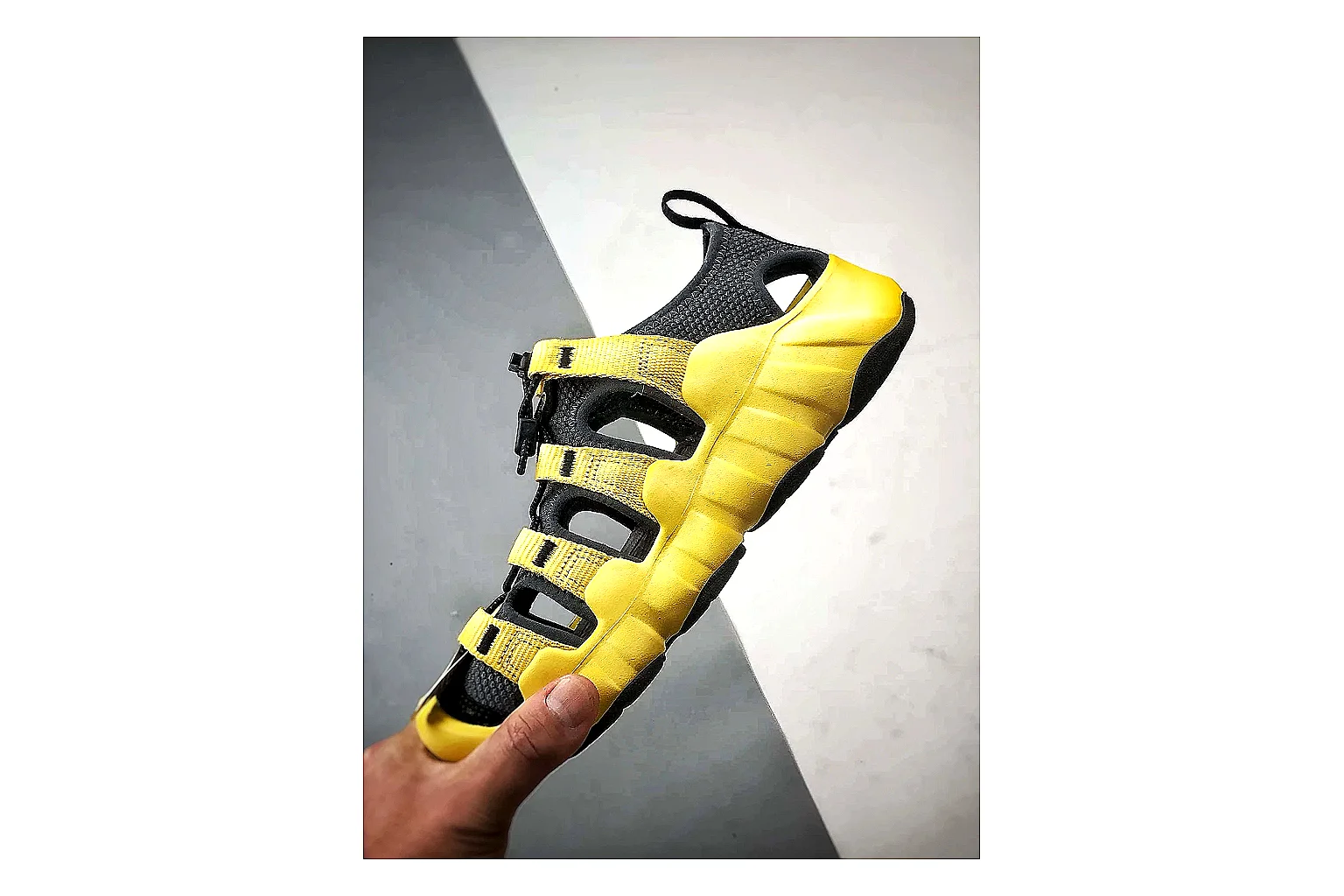 KEEN Jasper Sandal Yellow Black spreadsheet record photo showing yellow black suede-mesh upper, protective sandal structure, outdoor toe coverage, and rugged sole thumbnail 3