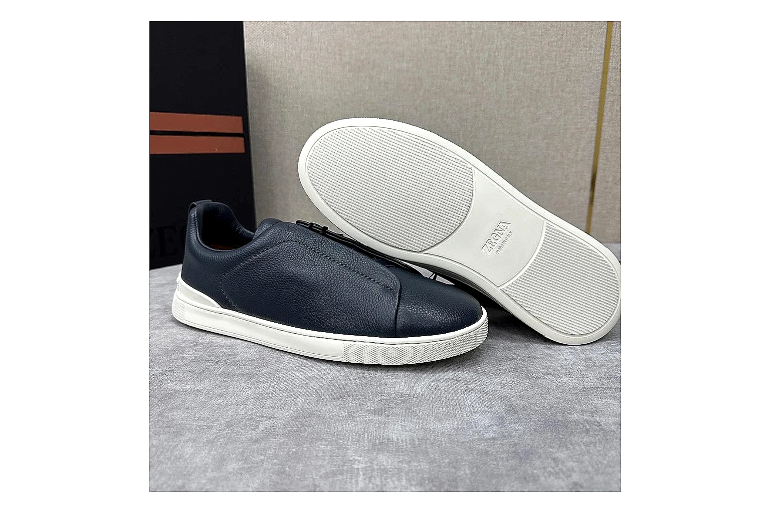 kakosheetbase.com Navy White Leather Loafer Loafer spreadsheet record six-photo gallery