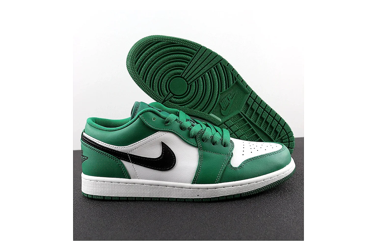 kakosheetbase.com Black Green Low Top Runner Low Top spreadsheet record six-photo gallery thumbnail 4