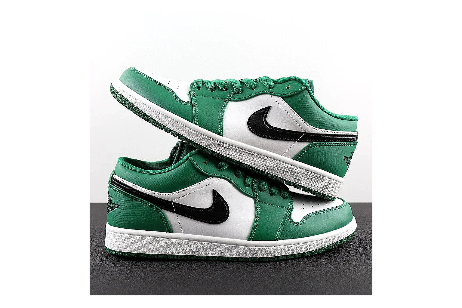kakosheetbase.com Black Green Low Top Runner Low Top spreadsheet record six-photo gallery