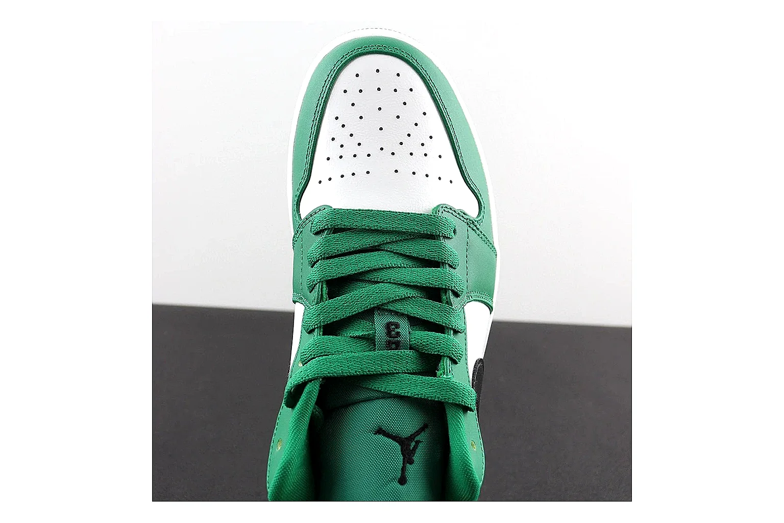 kakosheetbase.com Black Green Low Top Runner Low Top spreadsheet record six-photo gallery thumbnail 5