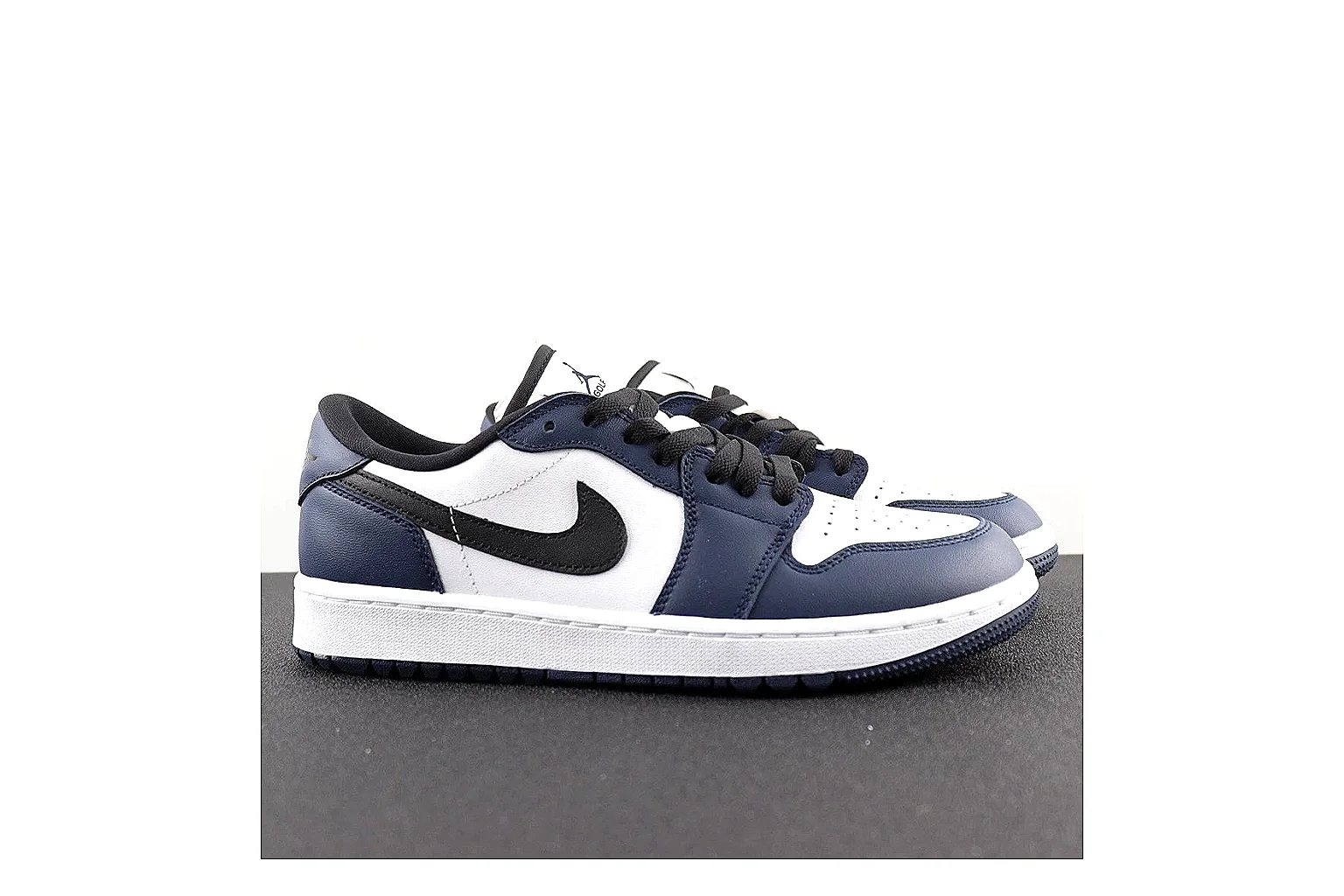 kakosheetbase.com Black White Low Top Runner Low Top spreadsheet record six-photo gallery thumbnail 2