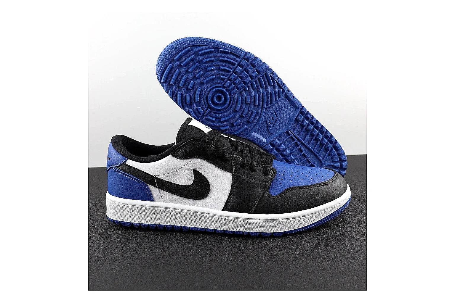 kakosheetbase.com Black White Low Top Runner Low Top spreadsheet record six-photo gallery thumbnail 3