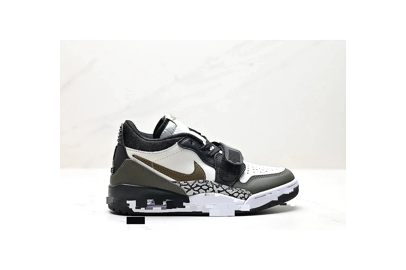 kakosheetbase.com Black White Low Top Runner Low Top spreadsheet record six-photo gallery thumbnail 2