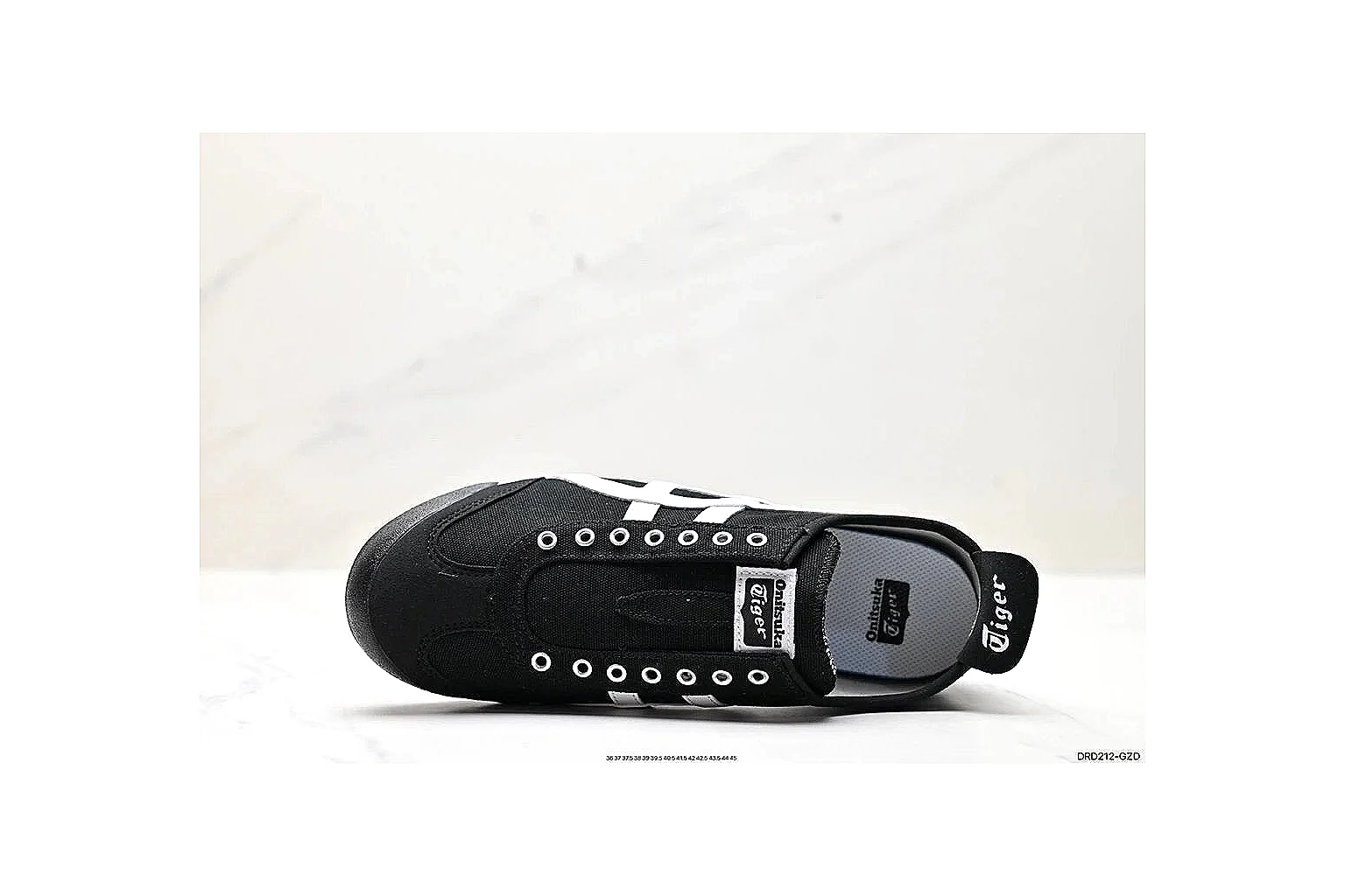 kakosheetbase.com Black White Low Top Runner Low Top spreadsheet record six-photo gallery thumbnail 6