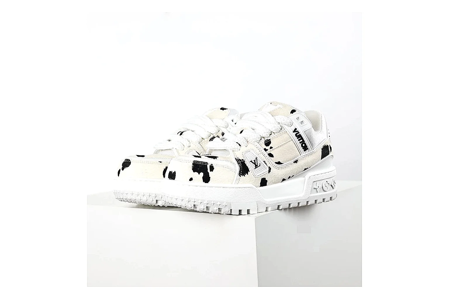 kakosheetbase.com White Silver Low Top Runner Low Top spreadsheet record six-photo gallery thumbnail 2