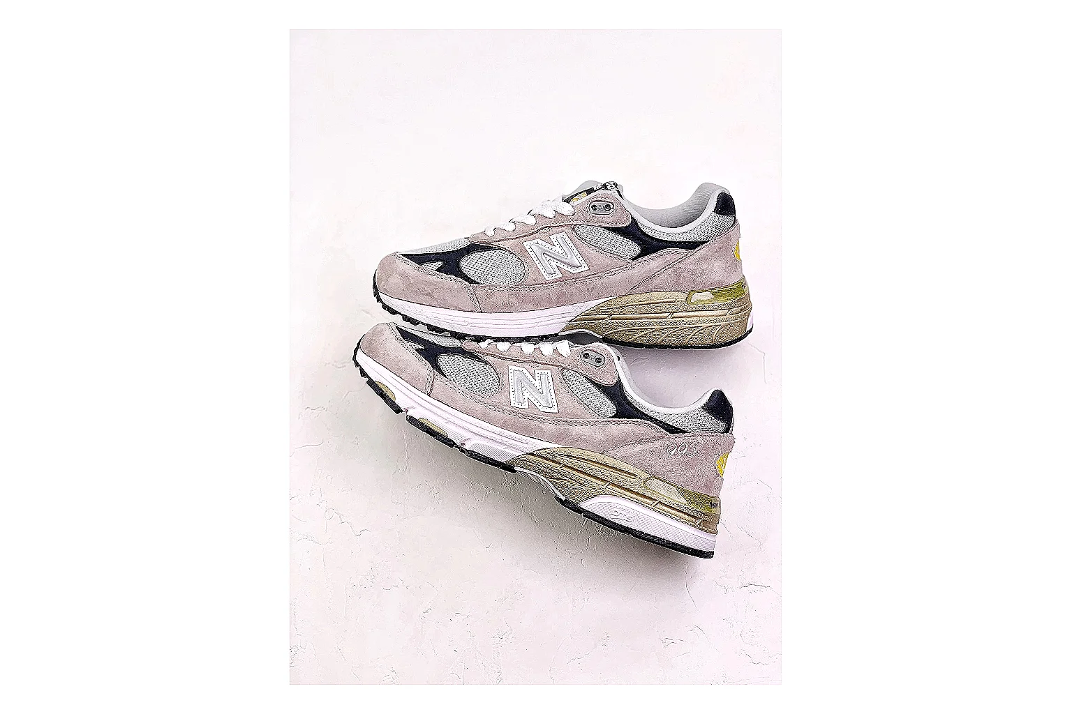 kakosheetbase.com White Silver Low Top Runner Low Top spreadsheet record six-photo gallery thumbnail 6