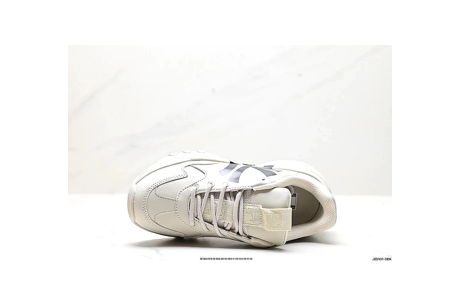 kakosheetbase.com White Silver Low Top Runner Low Top spreadsheet record six-photo gallery thumbnail 6