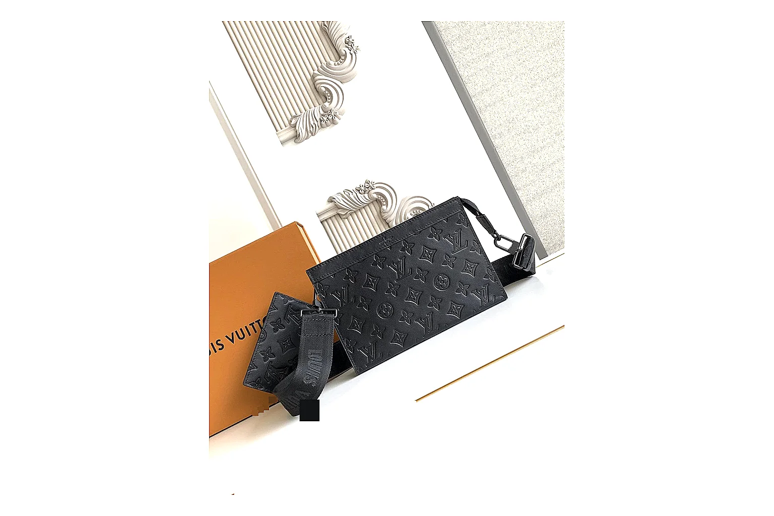 kakosheetbase.com Louis Vuitton Black Monogram Tote Bag 0762 Black structured-tote product image