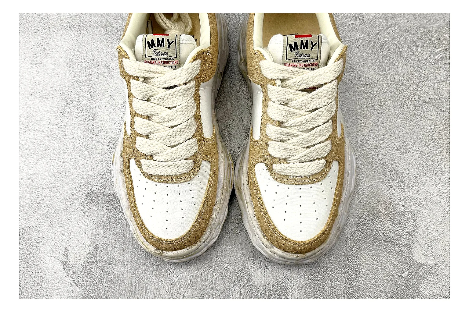 Maison Mihara Yasuhiro Blakey Beige Distressed spreadsheet record photo showing beige distressed canvas upper, warped sculpted white sole, low lace profile, and intentionally worn texture thumbnail 5