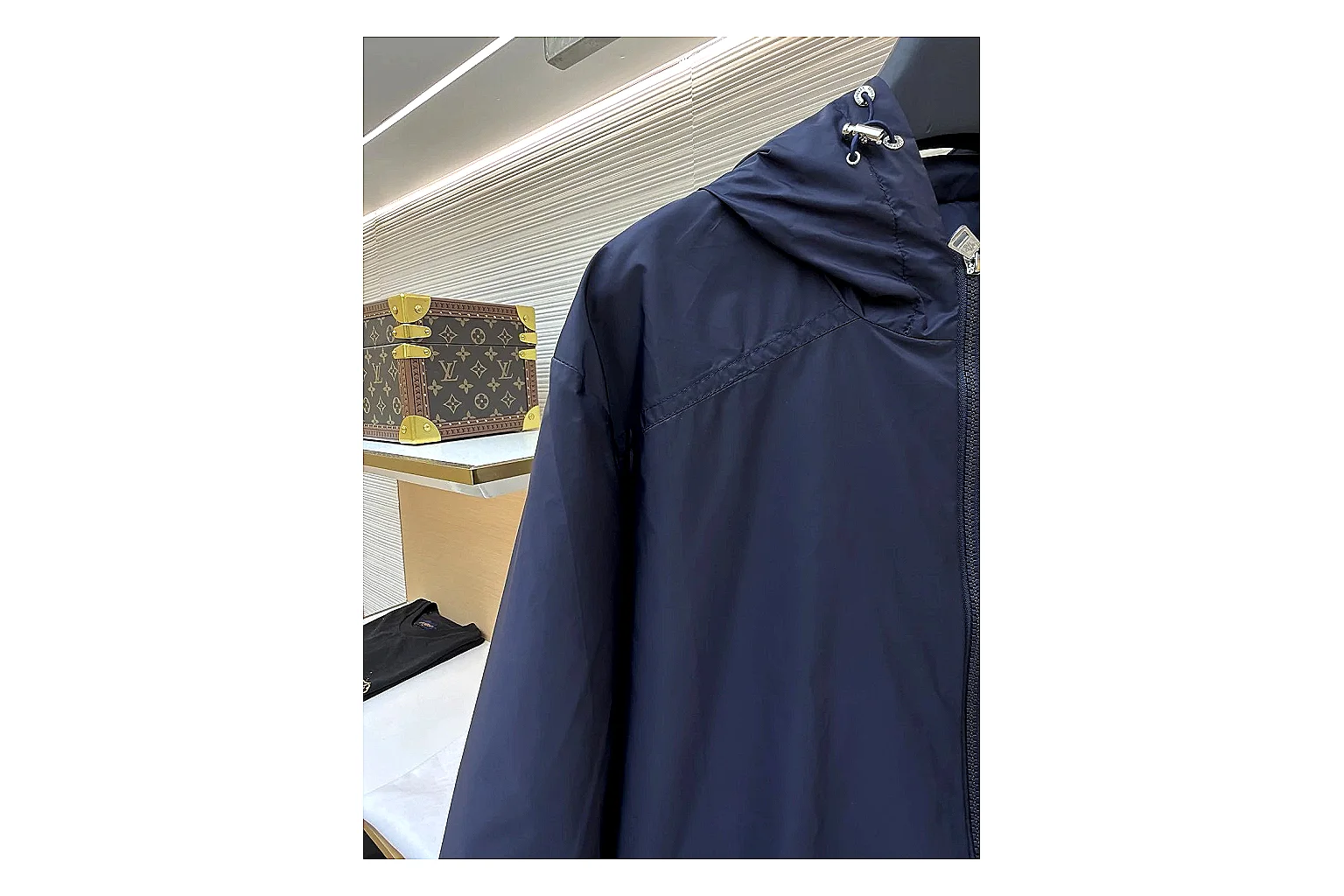 Moncler Nylon Hooded Jacket Navy Jacket spreadsheet record image with navy nylon hooded jacket with nylon texture, hood structure, zipper line, sleeve cuffs, and light shell shape thumbnail 3