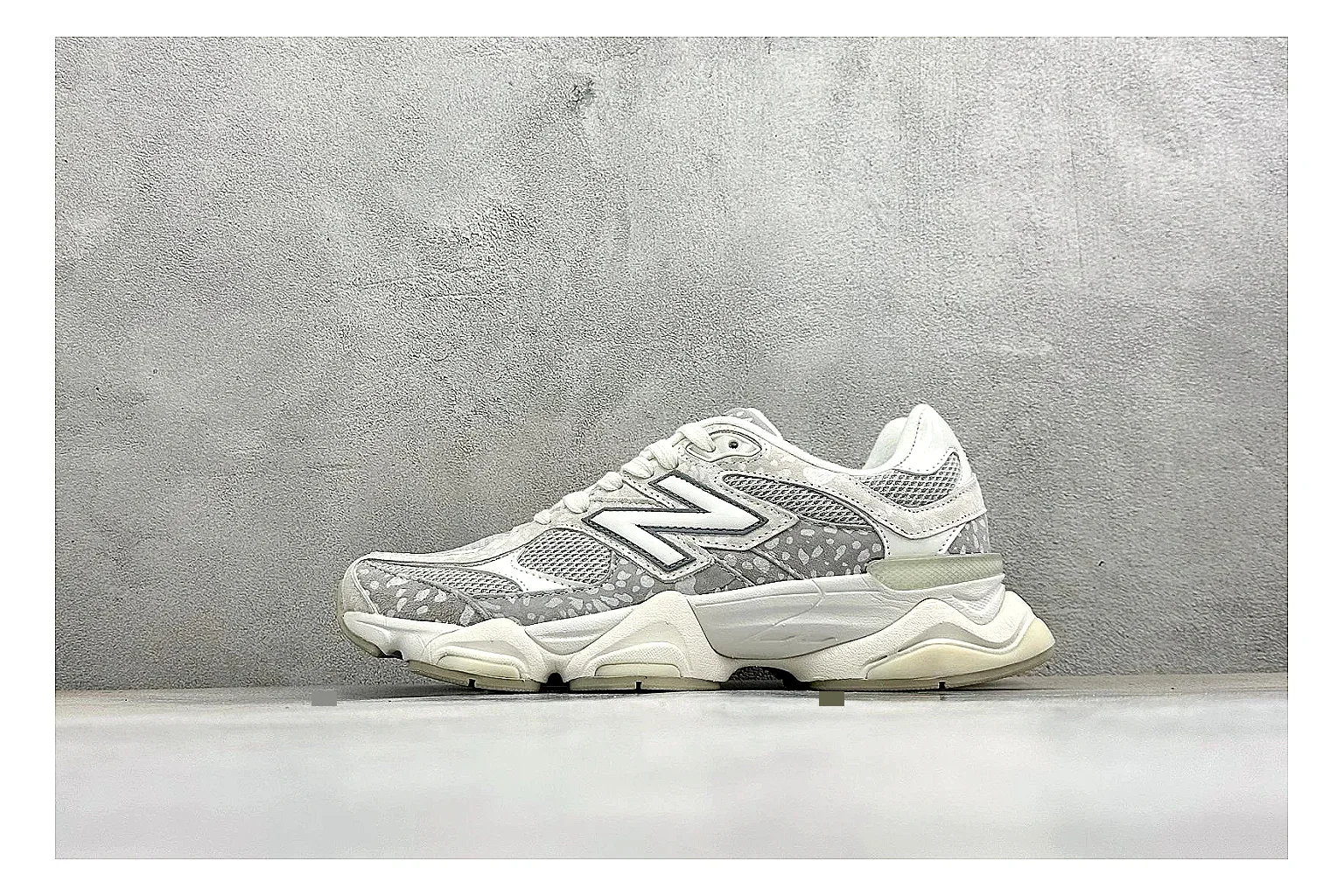 New Balance 9060 silver grey Sheetbase record image