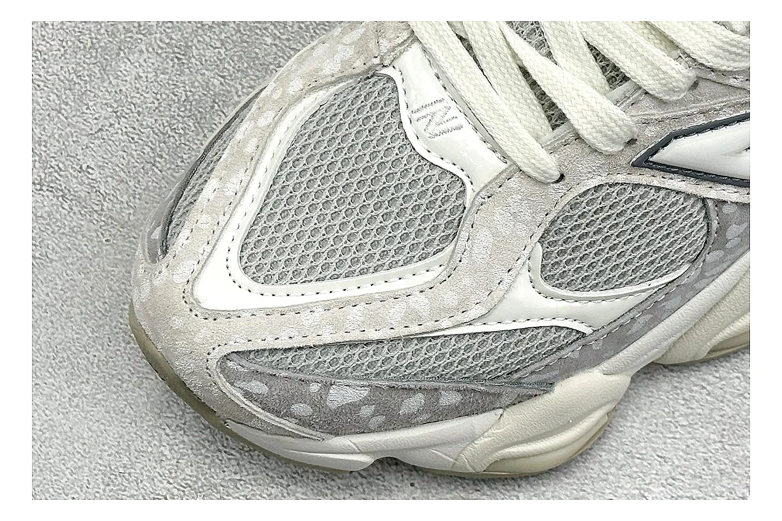 New Balance 9060 silver grey Sheetbase record image thumbnail 5