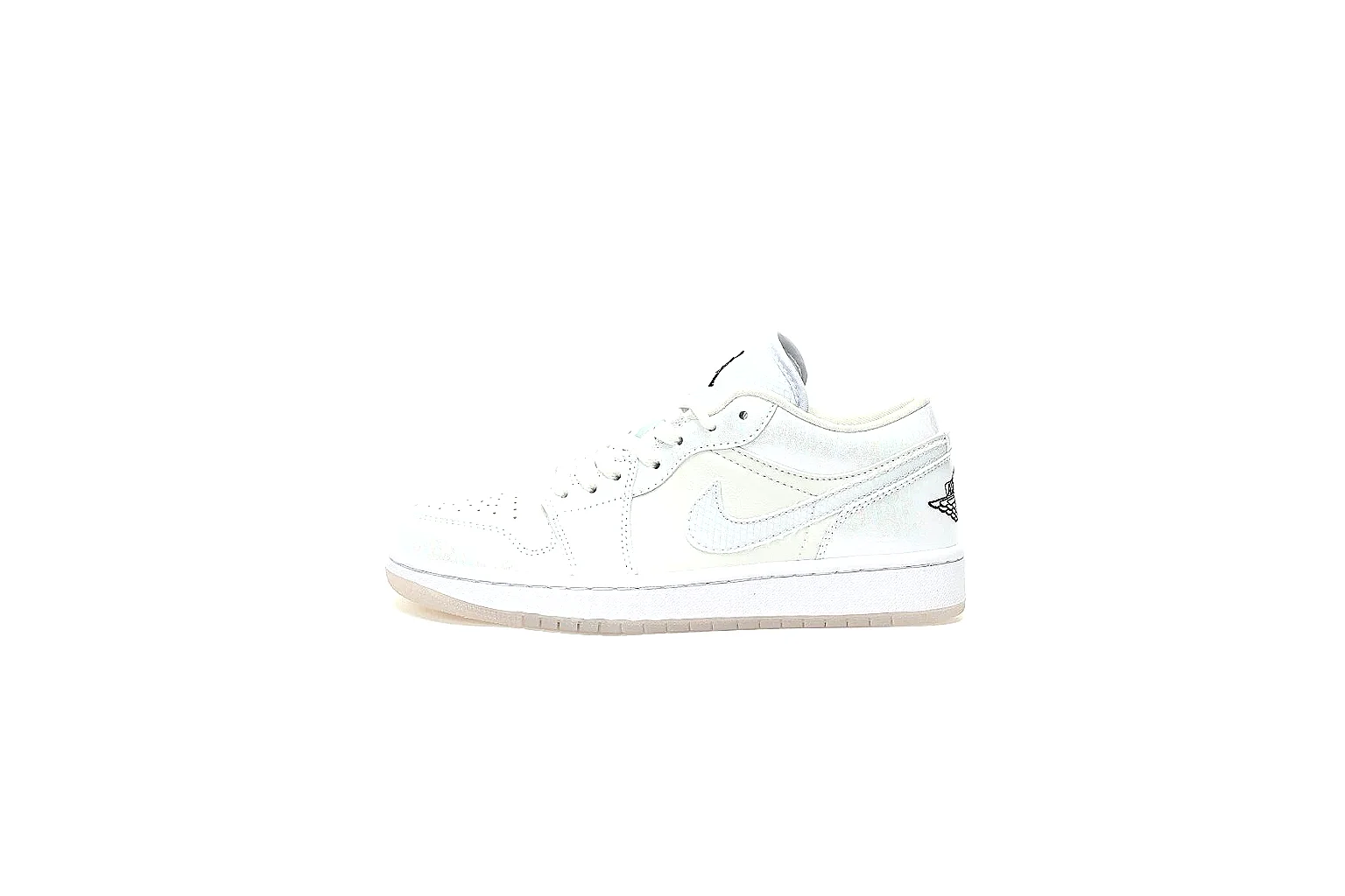 Kako Sheetbase record image for Nike All White Low Court