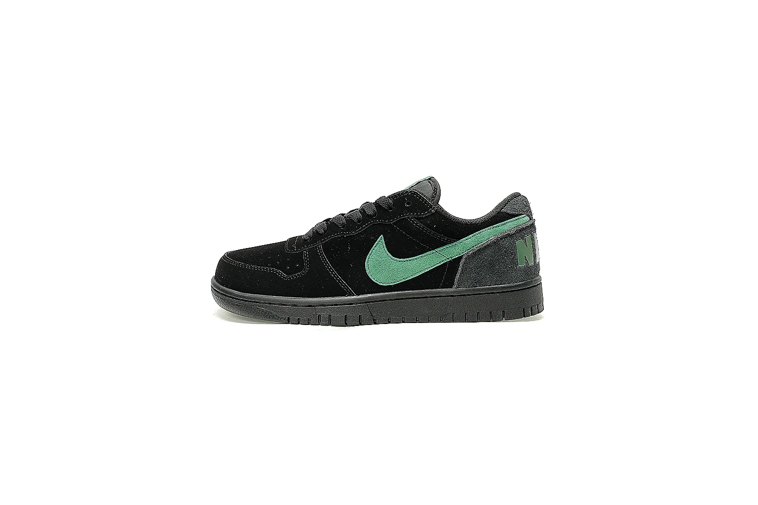 Kako Sheetbase record image for Nike Black Green Low Court Sneaker