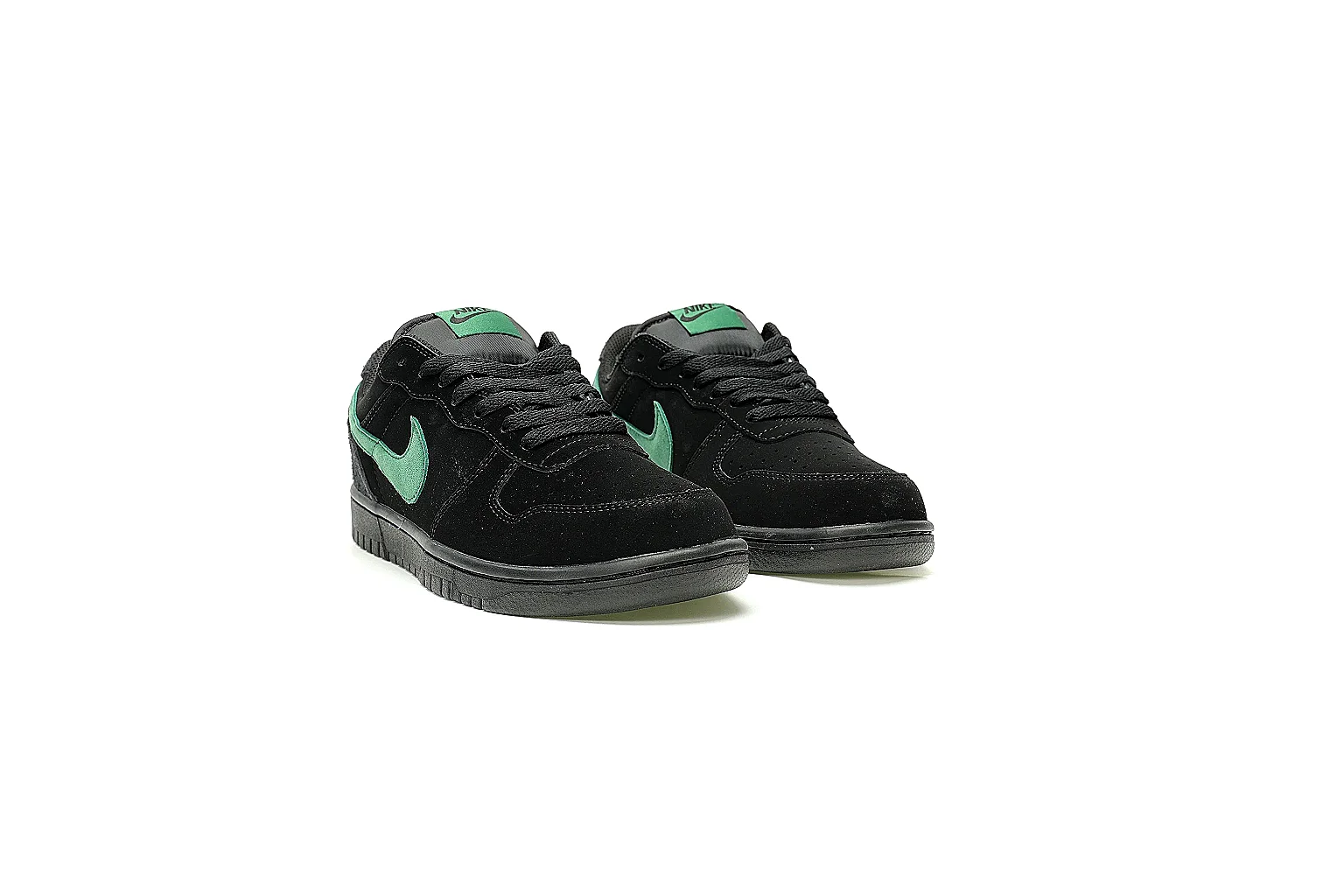 Kako Sheetbase record image for Nike Black Green Low Court Sneaker thumbnail 4