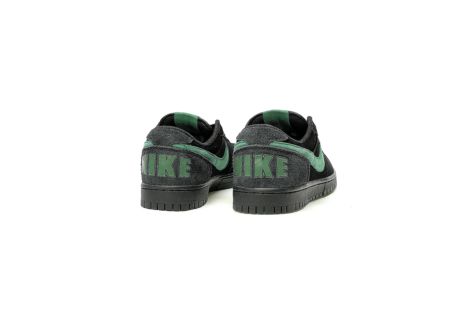 Kako Sheetbase record image for Nike Black Green Low Court Sneaker thumbnail 5