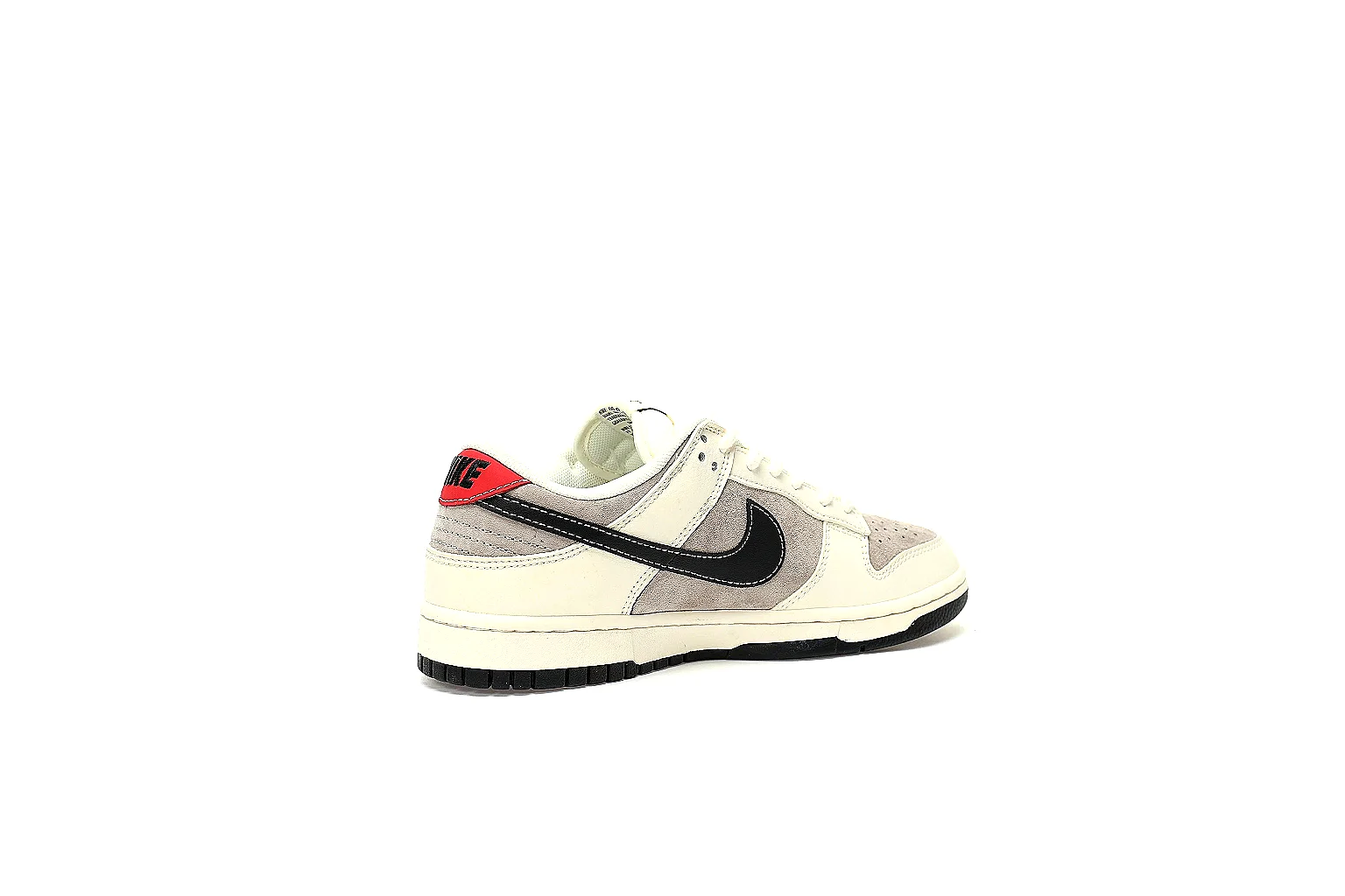 Kako Sheetbase record image for Nike Cream Black Low Court Sneaker thumbnail 2