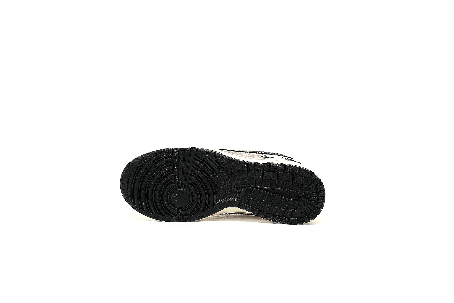 Kako Sheetbase record image for Nike Cream Black Low Court Sneaker thumbnail 4