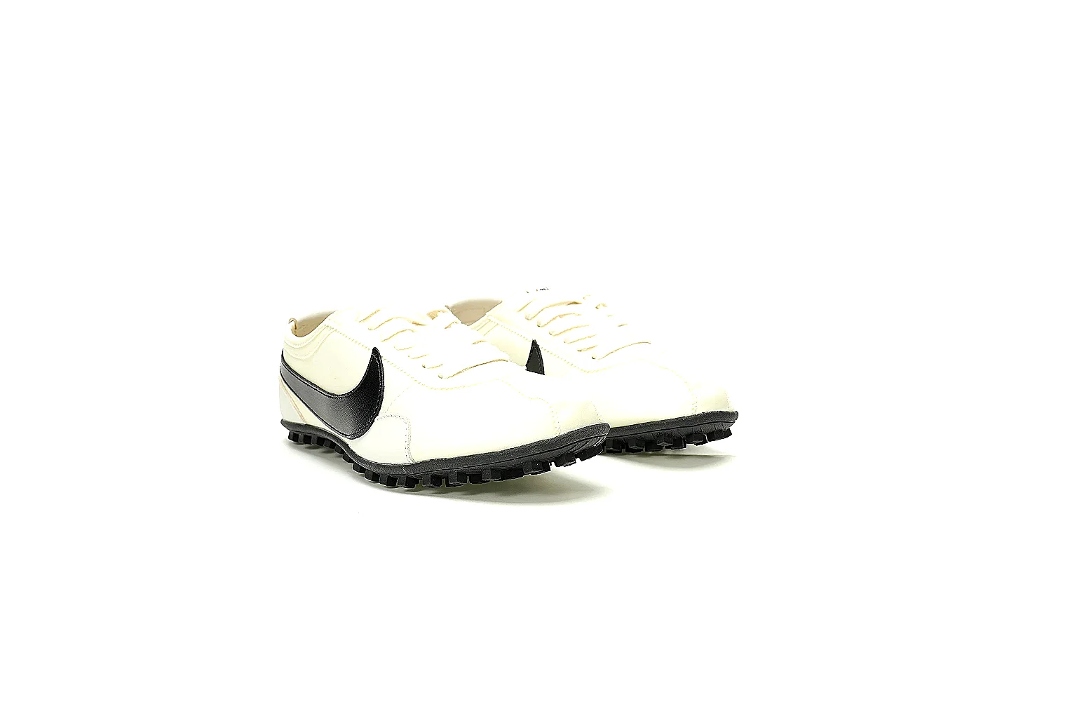 Kako Sheetbase record image for Nike Cream Black Low Court Sneaker thumbnail 4