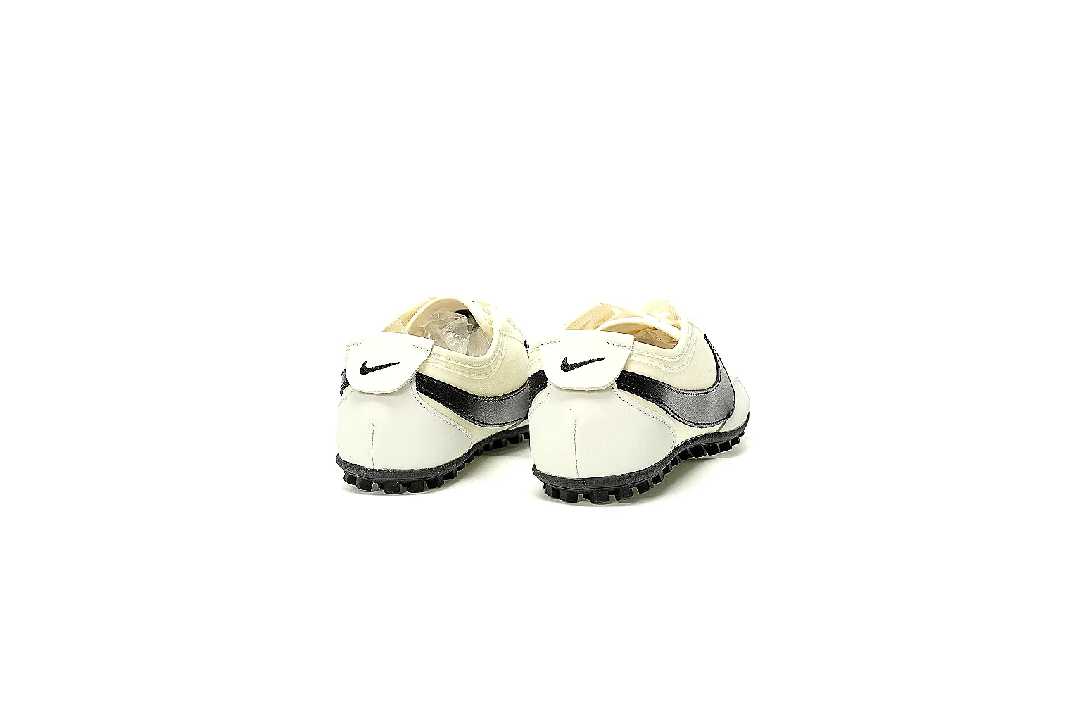 Kako Sheetbase record image for Nike Cream Black Low Court Sneaker thumbnail 5