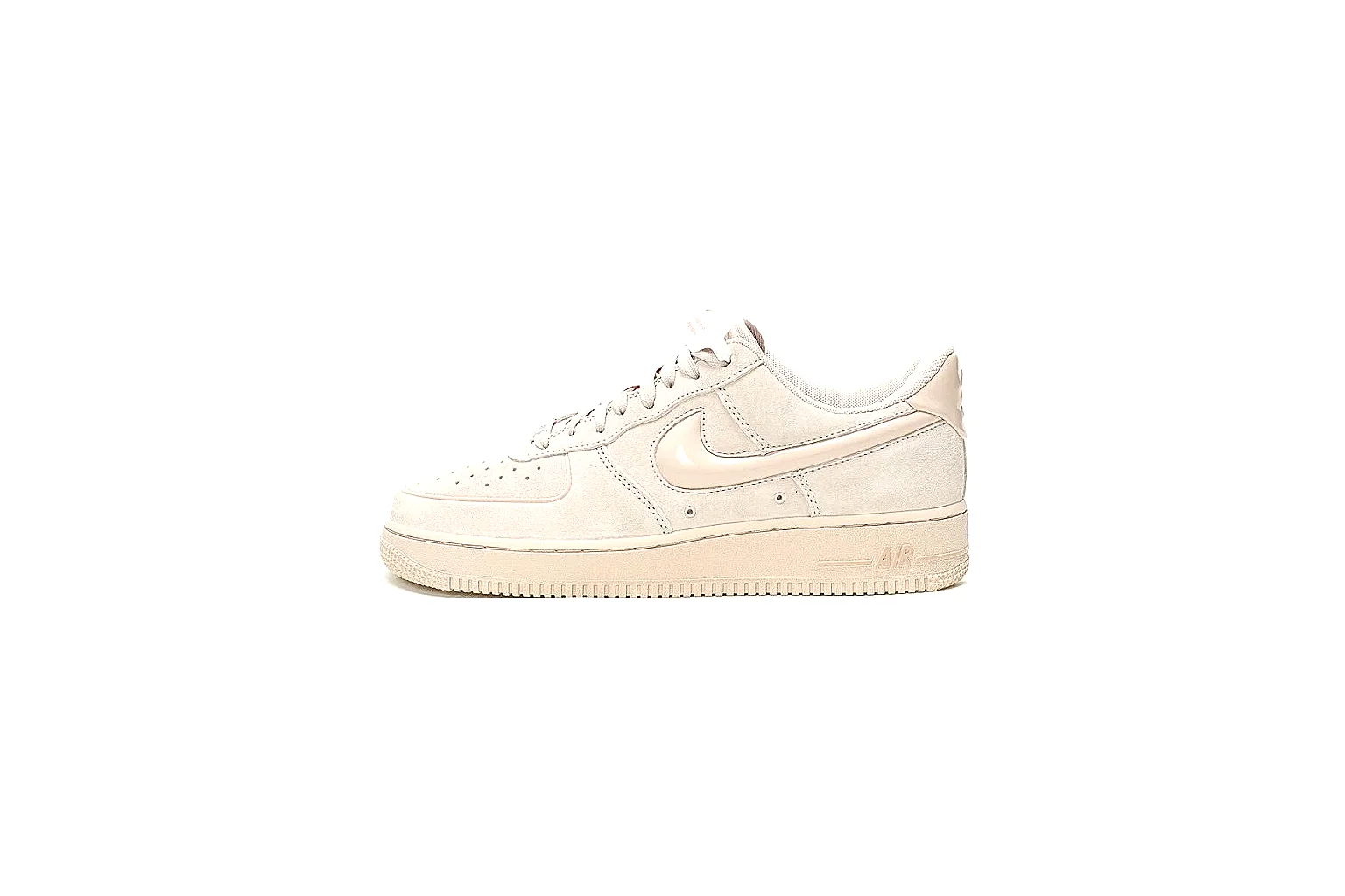 Kako Sheetbase record image for Nike Cream Low Court Sneaker