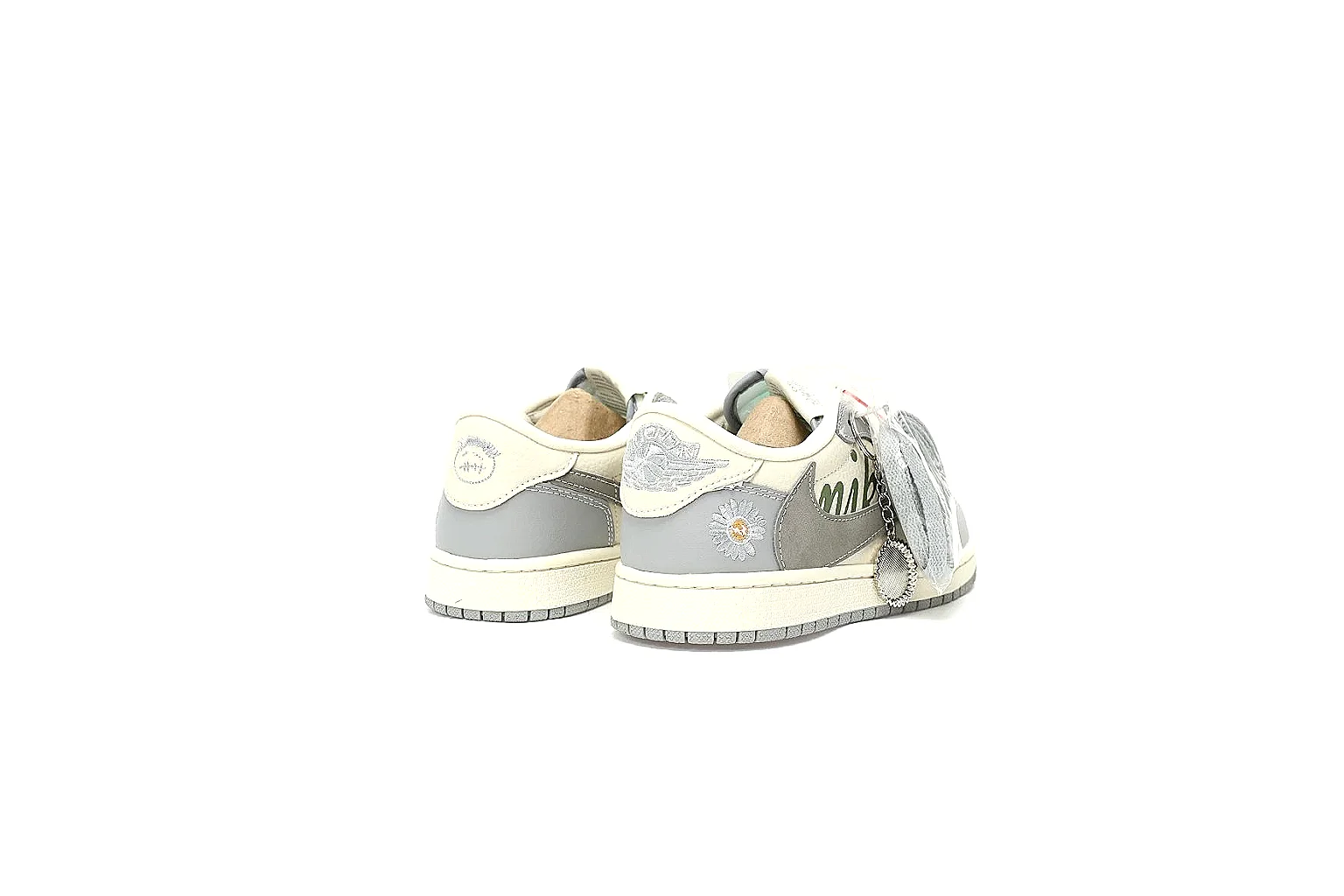 Kako Sheetbase record image for Nike Cream Olive Low Court thumbnail 5