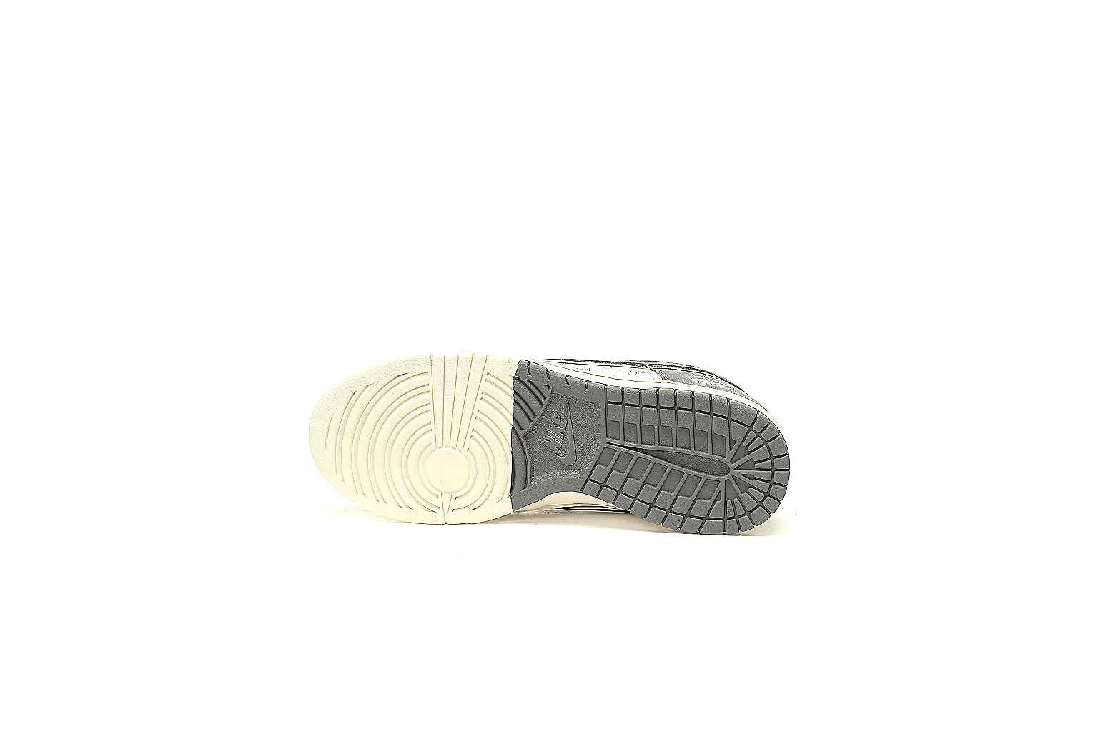 Kako Sheetbase record image for Nike Cream Red Low Court