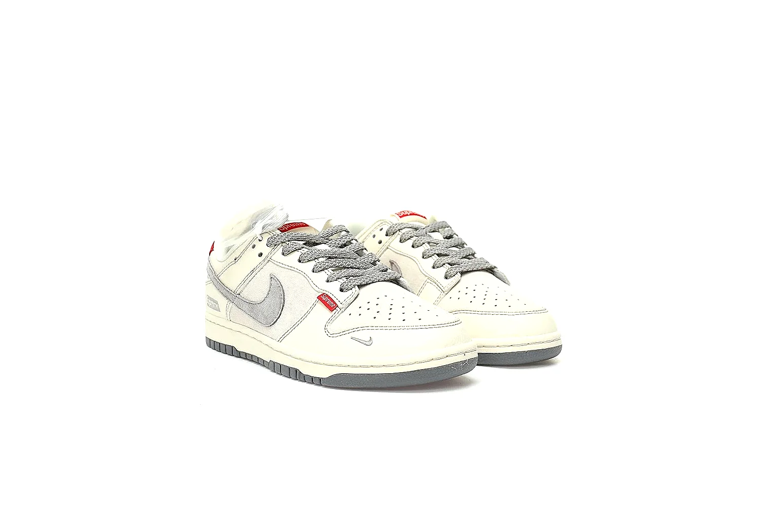 Kako Sheetbase record image for Nike Gray Red Low Court Sneaker thumbnail 5