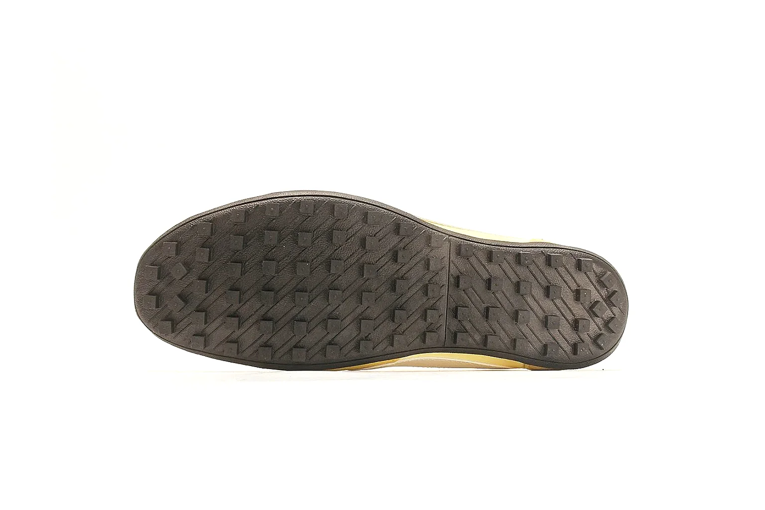 Nike Moon Yellow Retro Runner spreadsheet record photo showing yellow slim runner upper, white Swoosh, low retro profile, white midsole, and black waffle outsole thumbnail 4